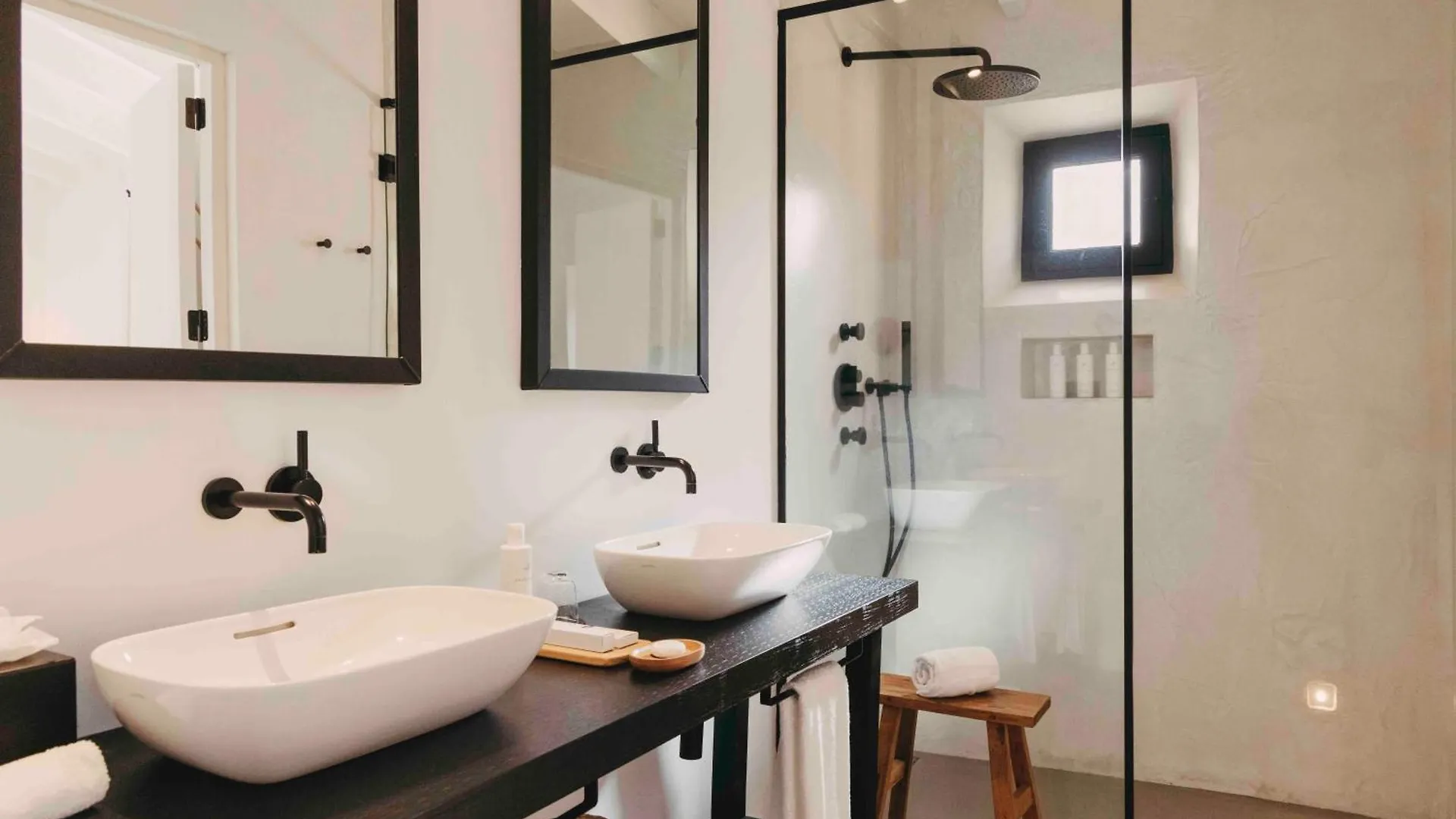 *****  Finca Serena Mallorca, Small Luxury Hotels Montuiri  Spain