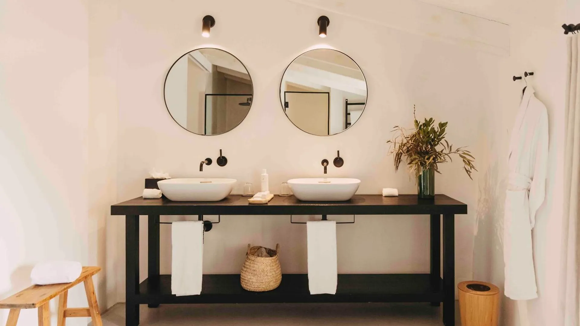 Finca Serena Mallorca, Small Luxury Hotels مونتويري