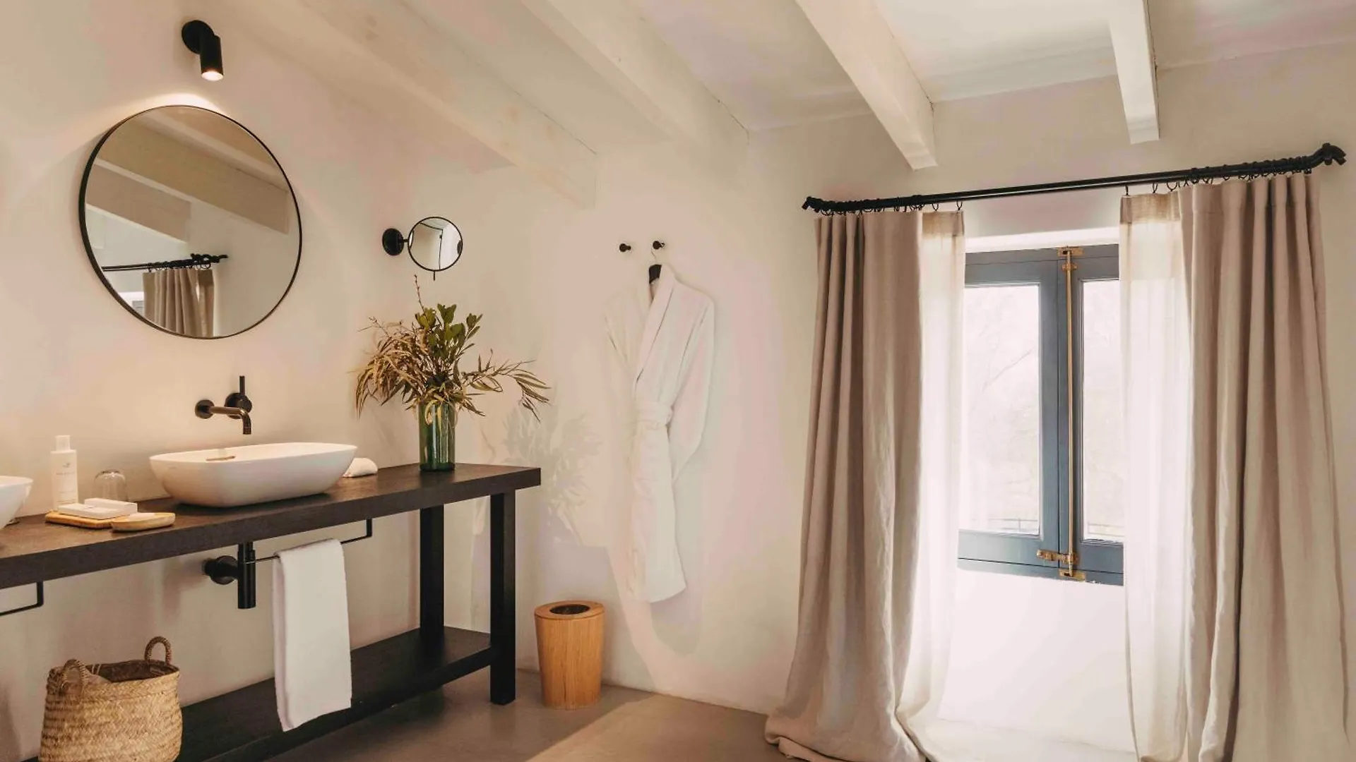 Finca Serena Mallorca, Small Luxury Hotels مونتويري