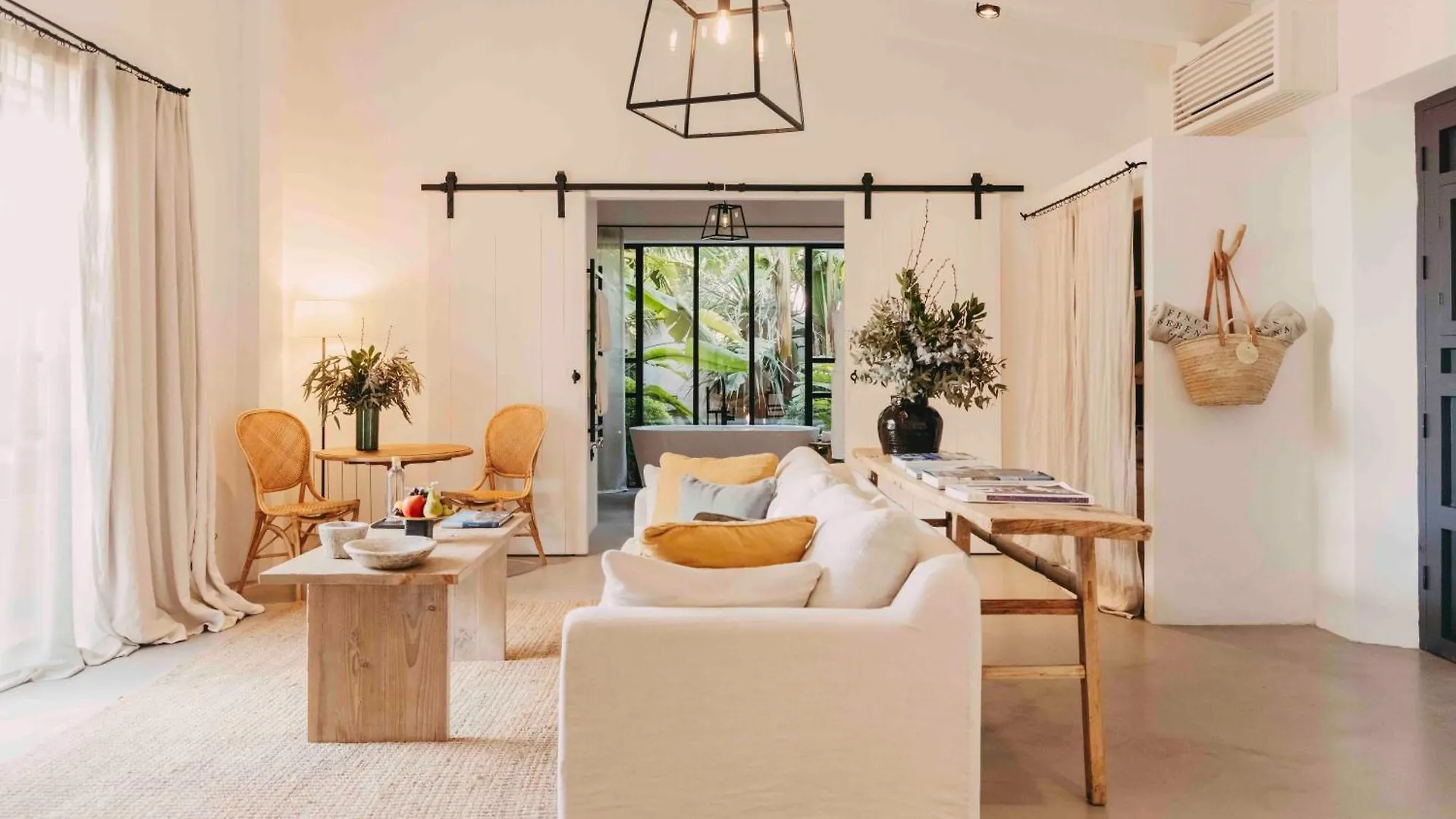 *****  Finca Serena Mallorca, Small Luxury Hotels Montuiri  Spain